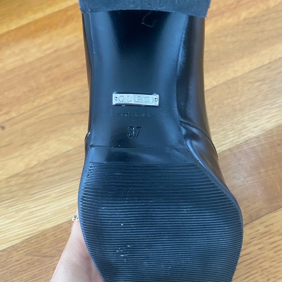 Gucci Black Vinyl Heeled Loafers - Picture 3 of 6